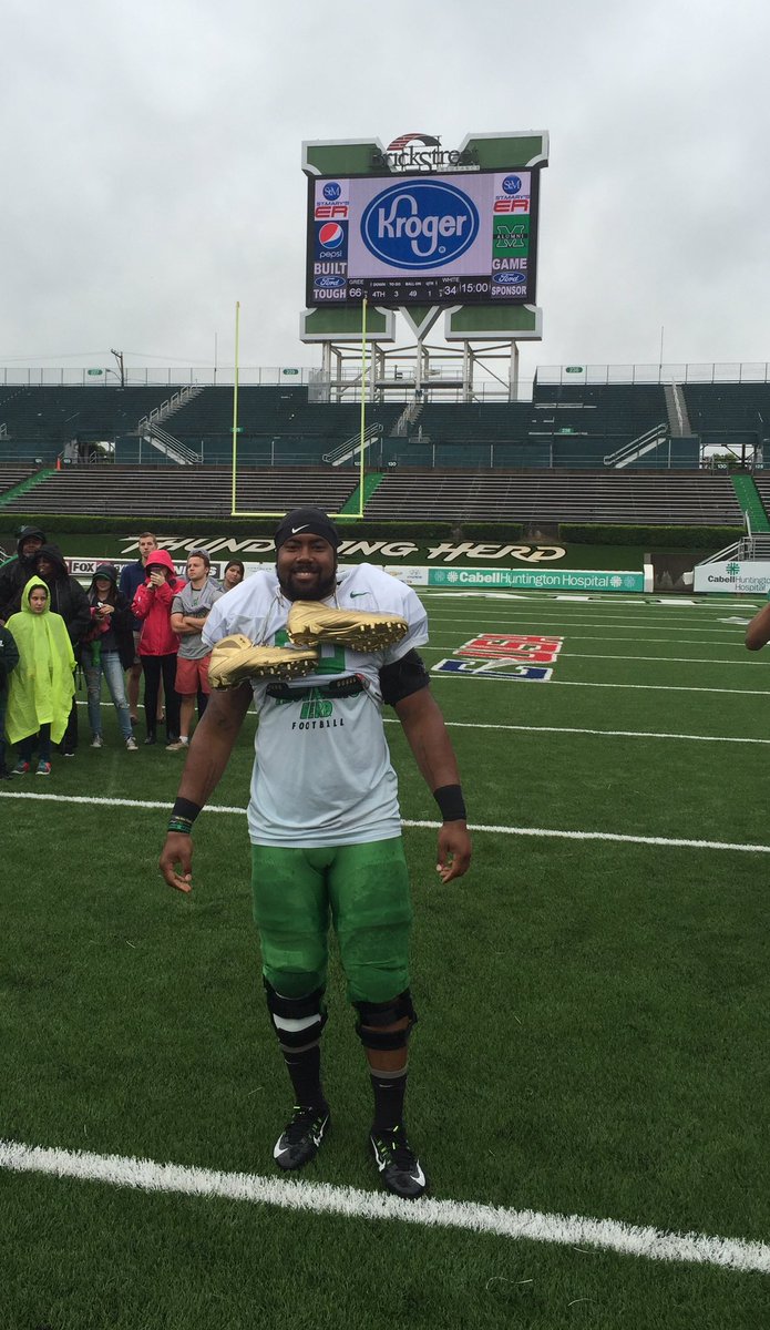 MarkGale3's tweet photo. @HerdFB @herdstrengthfb "Golden Cleats" winner for 250⬆️ for Week #5 is @34Bound 
#STAMPEDE16 
#BEHERD https://t.co/VixBIu31sL