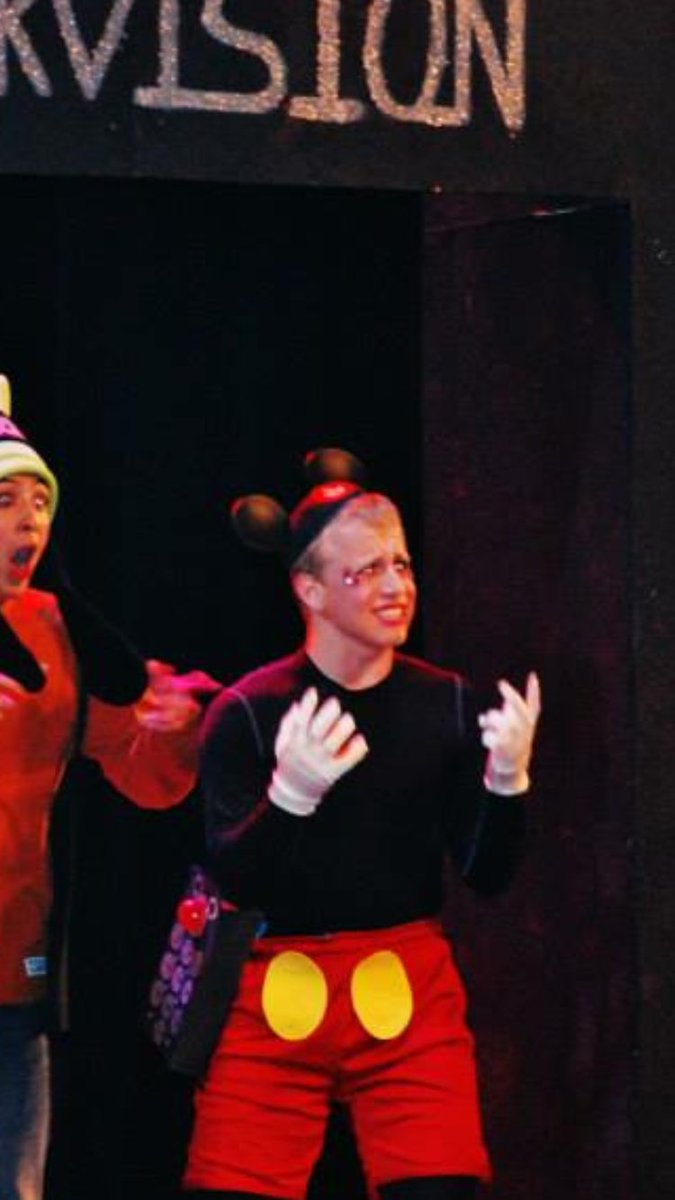 Also happy 21st to Sam Alhadeff (<a href="/thesamfactory/">Sam Alhadeff</a>). This is how he regularly dresses