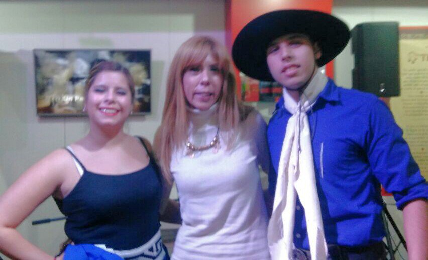 familiaytrabajo's tweet photo. Además bailaron los chicos
 #CorazonFolclorico
Felicitaciones!
@Totoo_Saitta 
@AgussRomeroo https://t.co/B75SpJMQWg