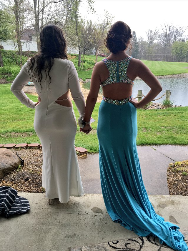 Court_Bitchup's tweet photo. #truckerprom https://t.co/Ic1BaiXYgu