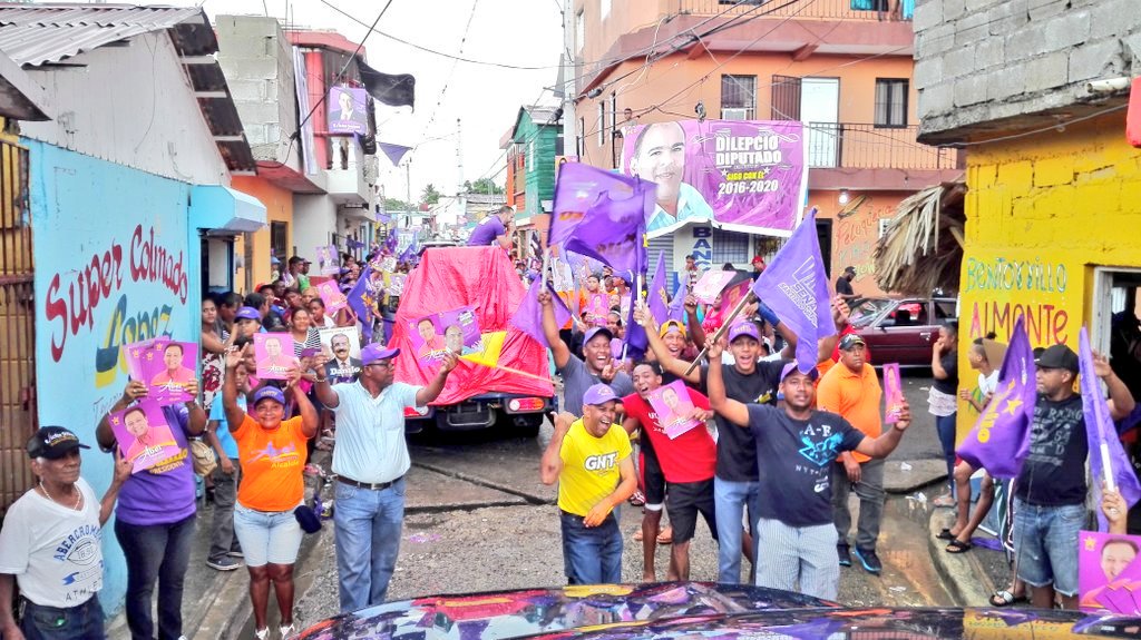 VanCiudadana's tweet photo. Los opositores que recojan que ya ganamos con @DaniloMedina @JCesarValentin y @AbelMartinezD #Distrito1ConValentin https://t.co/MkSdC93Sws
