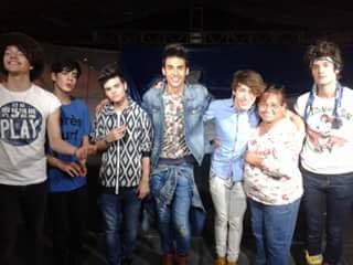 SoyDanielaglz's tweet image. @mamacoders @ProyectoCD9 si 😭 mi mama es #codermom al extremo 😍