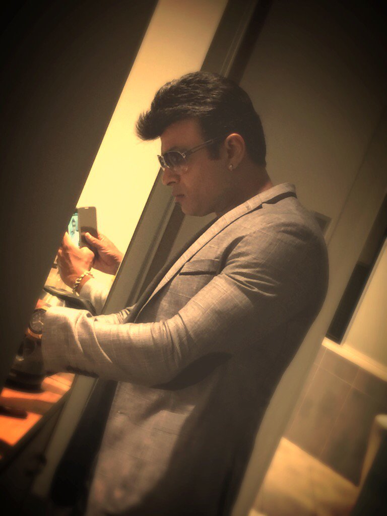 Riyazkhan tweet media