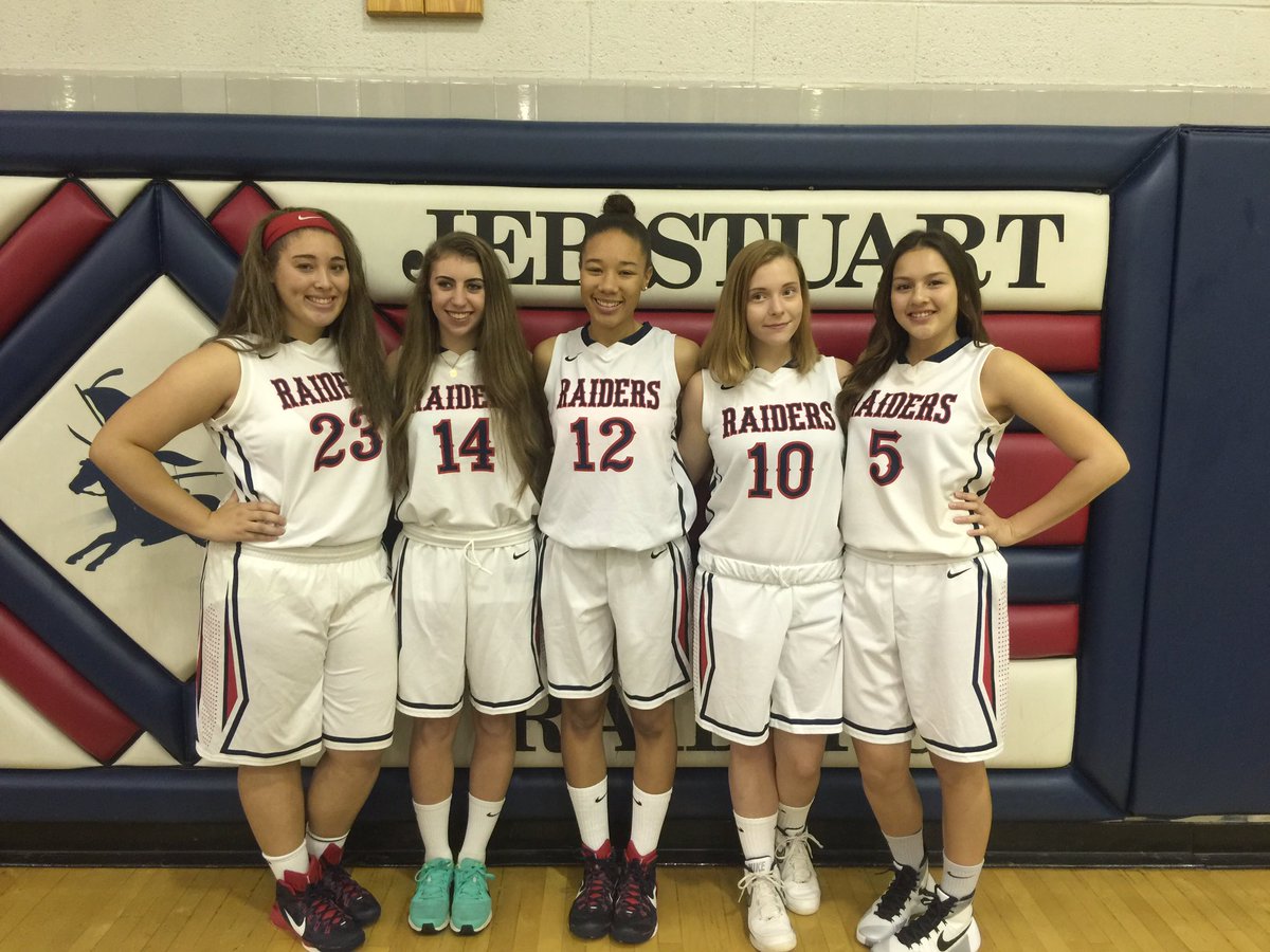 isabelbrunss's tweet photo. βΎοΈπ #sportssaturday #stuartprom2016 https://t.co/HvEdt6e6GG