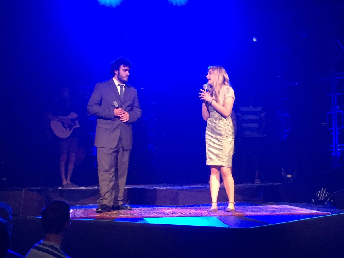 DrThomasWhite's tweet photo. Whew, I'm okay now. They put on shoes. #Elliv #ChapelHumor https://t.co/rLV11HDkaU