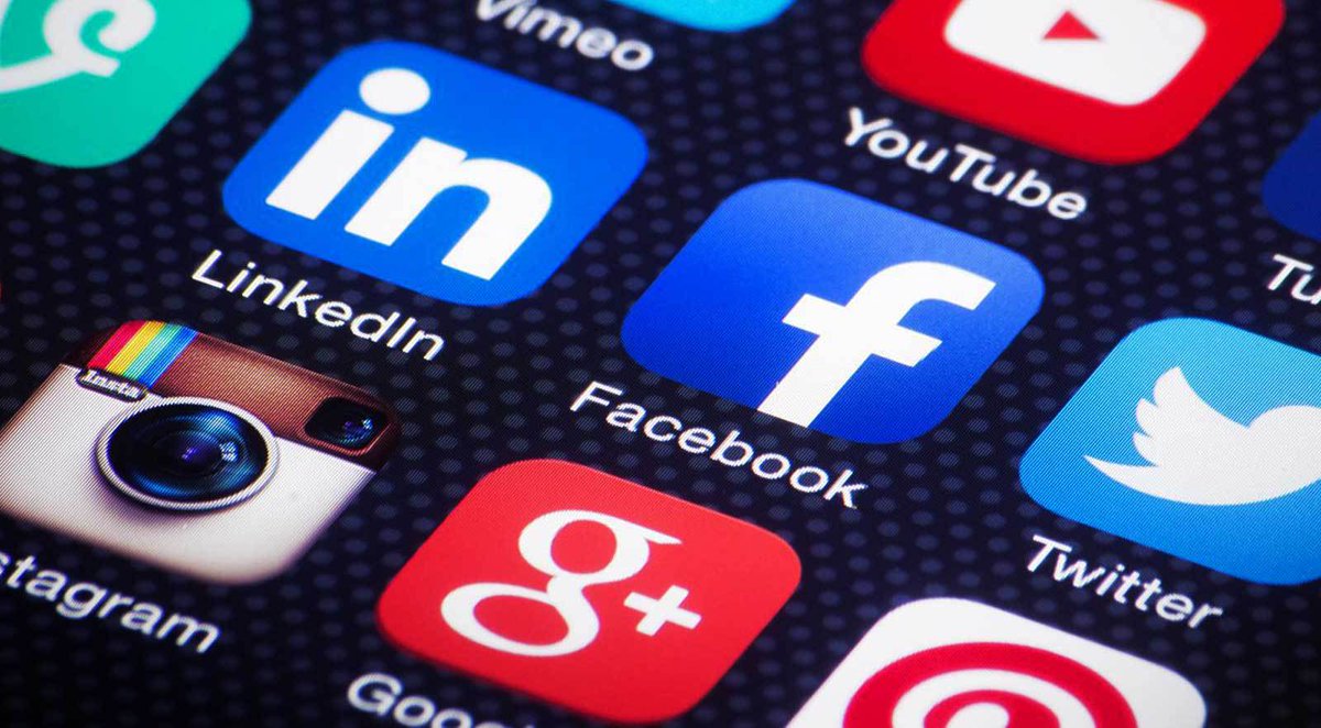 BusinessGlory's tweet photo. A Guide to #Social Channel Selection &amp; Tools  for #SMB #Entrepreneurs By  @Jasmine_Sandler https://t.co/8ojnmEtYg9 https://t.co/deNBHikD1N