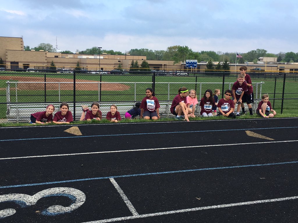 Layla624's tweet photo. #whyiwave I run to set an example for my kids and for them to start before I did! #didntruntilmy30's #mizunowave https://t.co/MbXf8ZrorQ