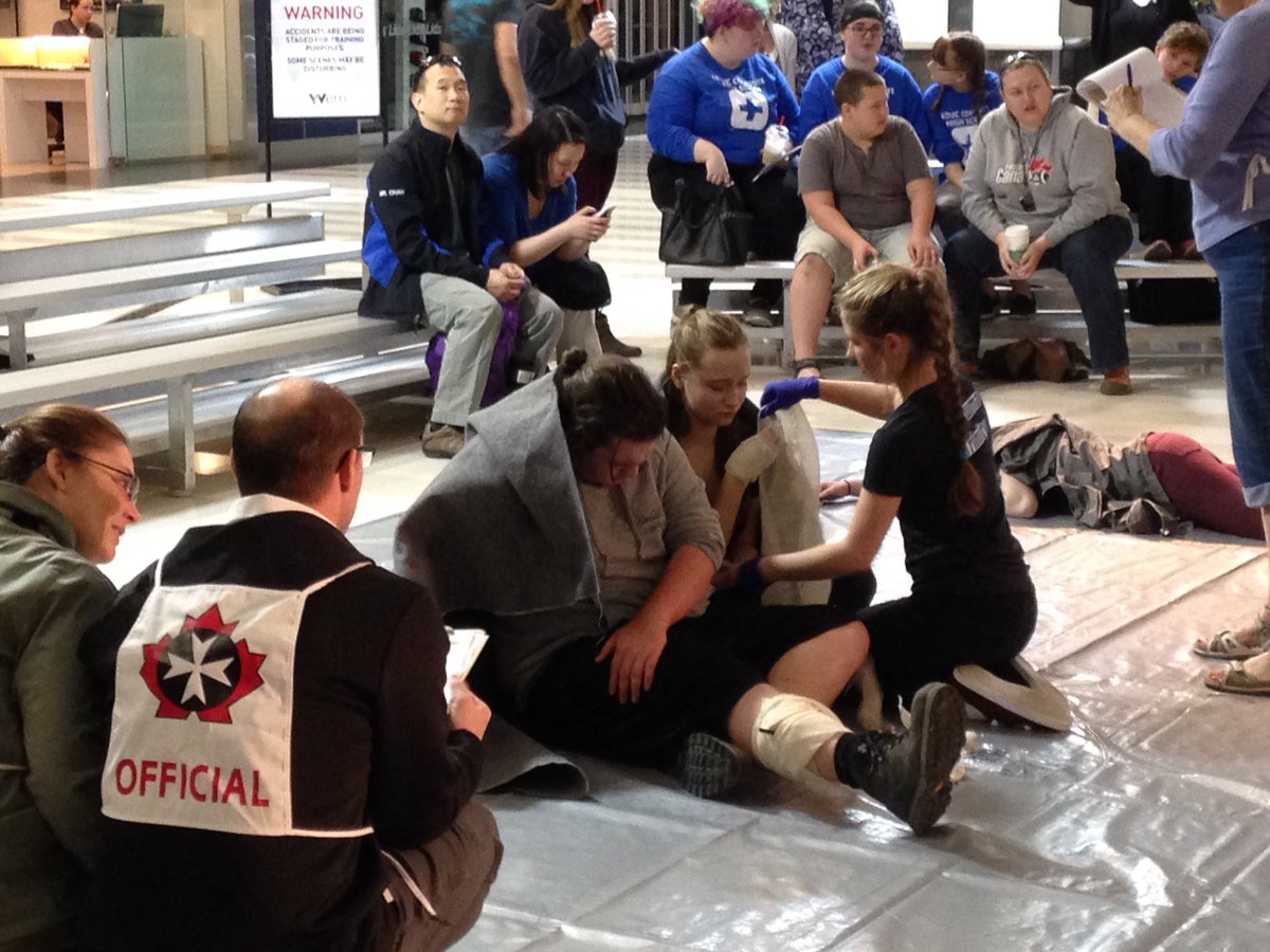 tofdrama's tweet photo. #savealife2016 was very cool! Can't wait until next year! https://t.co/M09cuSln06