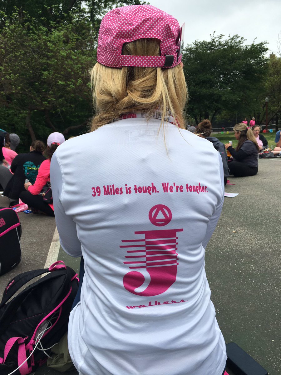 OfficeMack's tweet photo. @TeamOneUSA @hendryjames thanks for the awesome logo! #POWEROF39 #Avon39 https://t.co/ROPkDOZT1l
