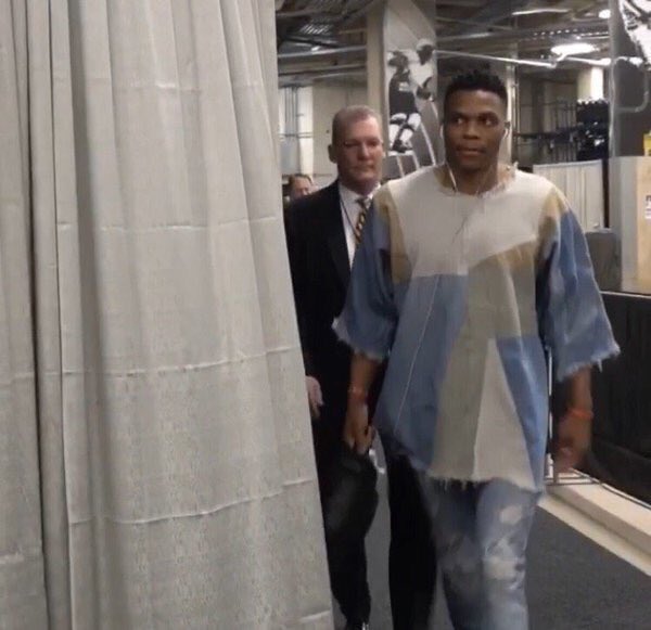 Russell Westbrook's pregame attire was provided by the Clearance rack at Goodwill:

(pic via @Bballforeverfb)