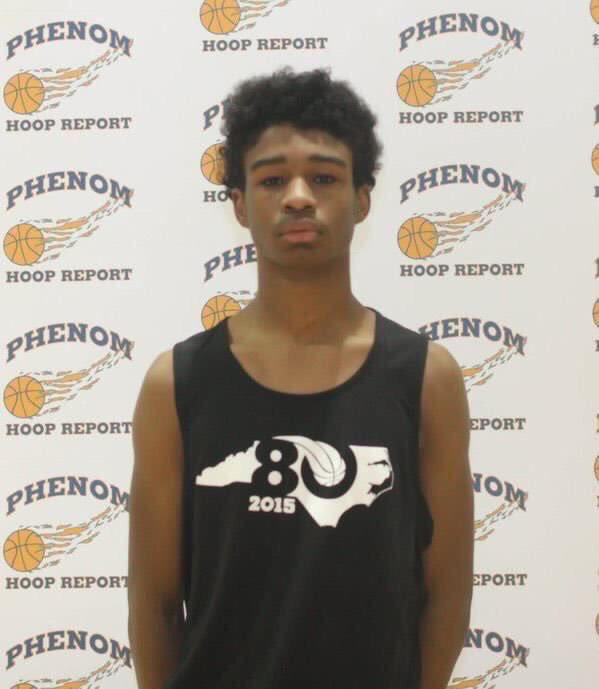 JamieShaw5's tweet photo. After his showing at #SpringHoopsFest 6'5 2018 Coby White (CP3 16s) has picked up offers from Wake Forest & Clemson https://t.co/QGengByZNX