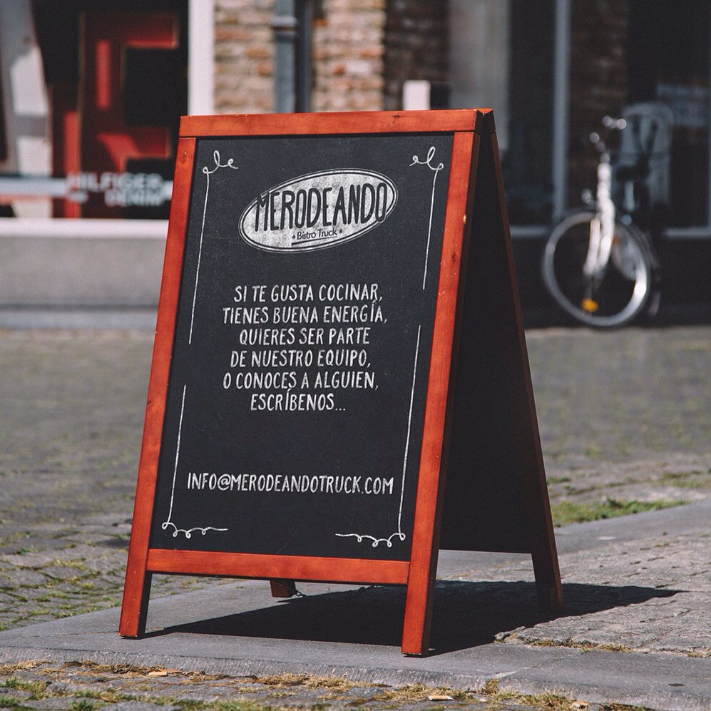 MerodeandoTruck's tweet photo. Si te gusta cocinar,tienes buena energía,quieres ser parte de nuestro equipo,o conoces a alguien, escríbenos... https://t.co/esCQMxmxvs