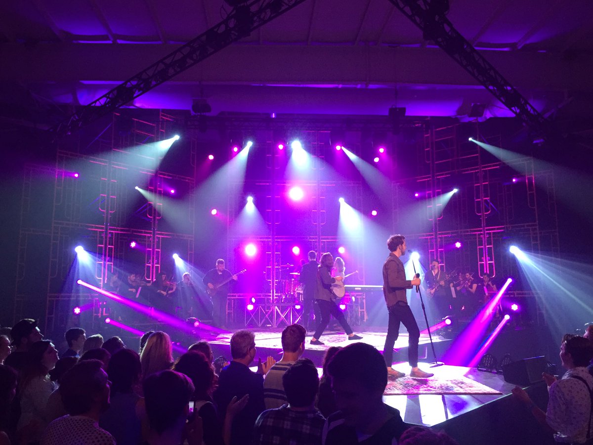 DrThomasWhite's tweet photo. On stage, in the background may be the worlds coolest conductor! How do I get that gig? #Elliv https://t.co/yMmjCOHAhV