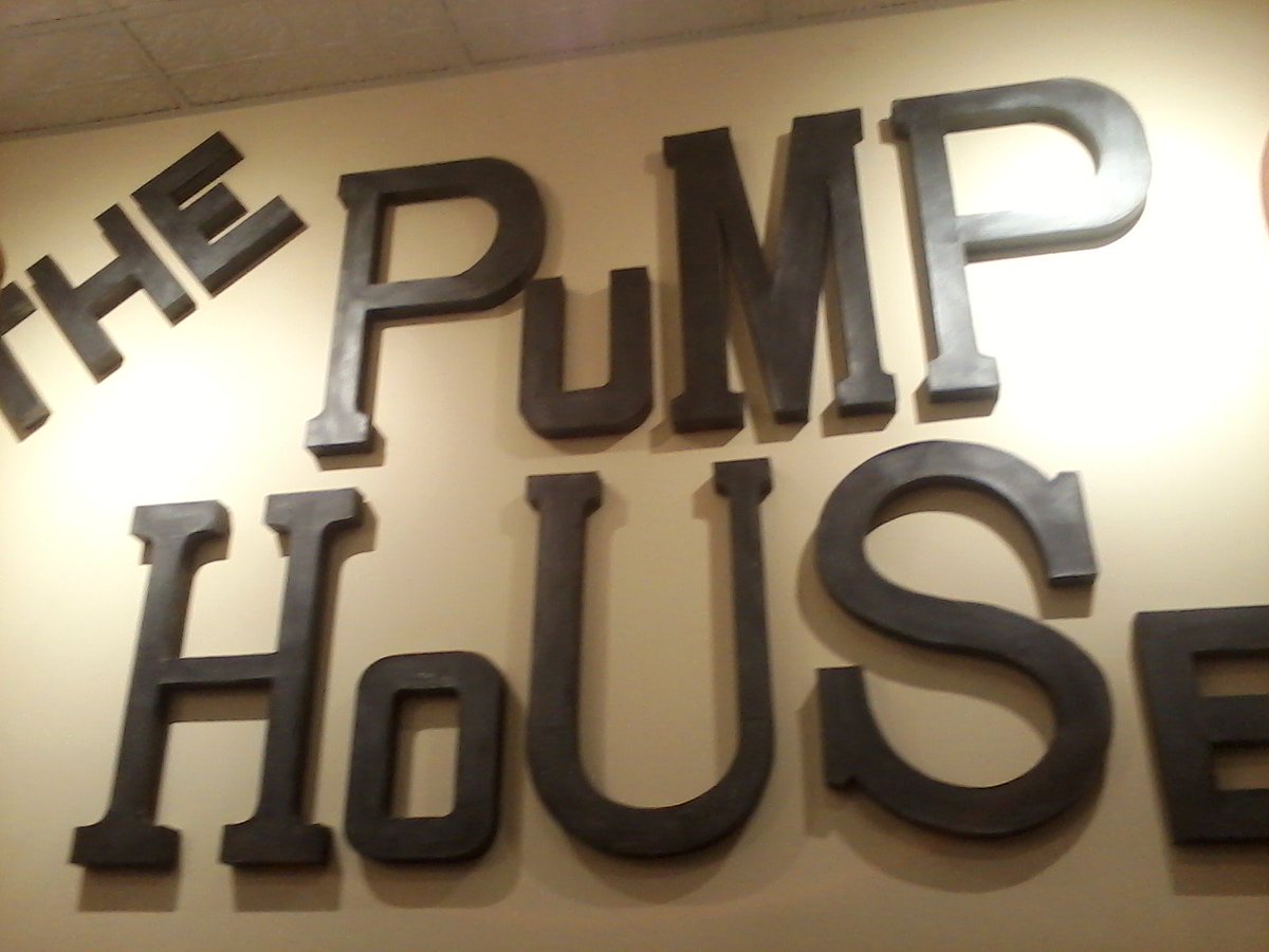 sandyblasey's tweet photo. Last stop of our weekend #seekingCLAIREity #pumphouse https://t.co/6aSk7Ovx4M