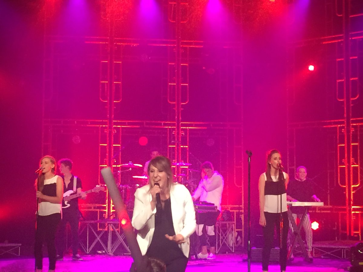 DrThomasWhite's tweet photo. The last act is killing it! Love the energy in the house tonight. Can we get this much bass in chapel? #Elliv https://t.co/LADHY93vkv