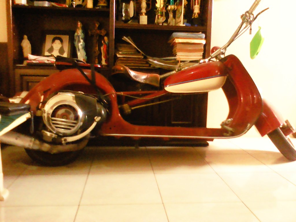 Selamat pagi , hari minggu May day #vespa  Modif Indonesia @vespafoto