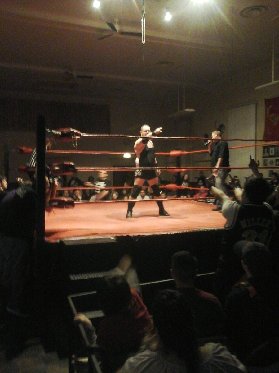 3ropeslive's tweet photo. @TremontCZW and @DJHyde_1 are about to get CRaZY. @XciteWrestling @3ropesdotcom https://t.co/AqlphmaSaI