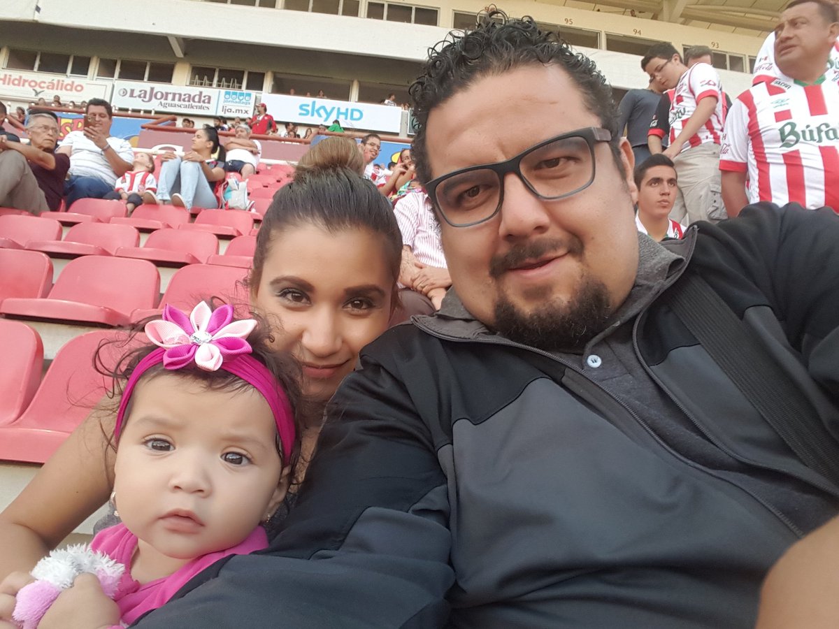 KAZAN CONTRERAS tweet media