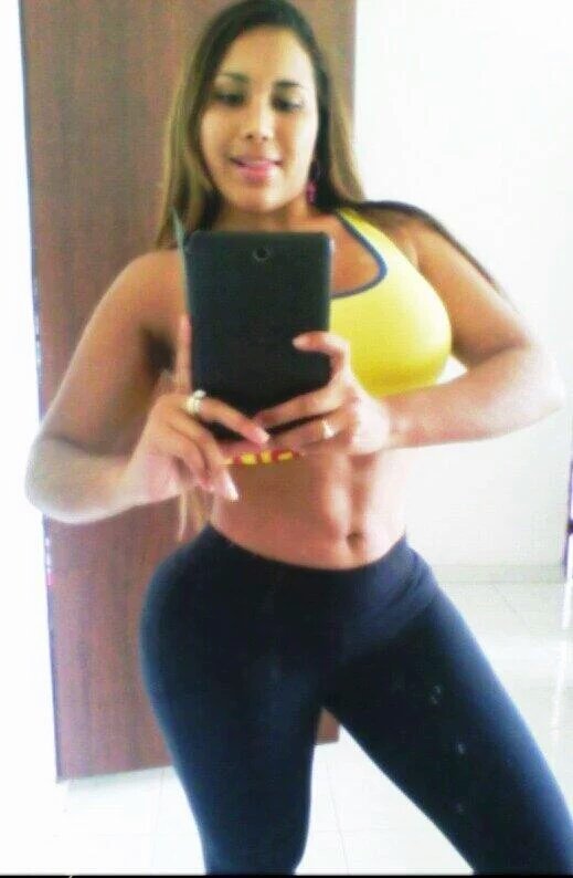 krolamor's tweet photo. Hola mis amorrrr😍😍😍 https://t.co/xRwbblaoTb