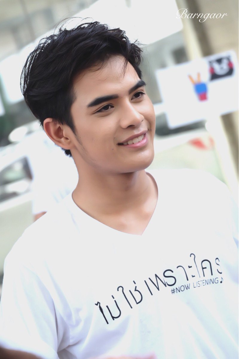 Barngaor139's tweet photo. @Benzji_af12 ยืนยิ้มหวาน ช่วงดีเจคลื่นซี้ดมาสัมภาษณ์ 😍😍😍 #singforfriends #ริวจิ #benzji https://t.co/Qszdu7W50g