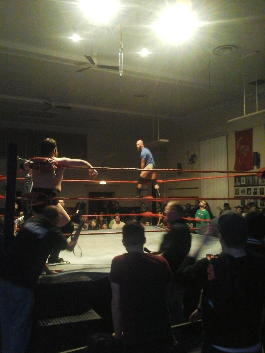 3ropeslive's tweet photo. Its Main Event Time @XciteWrestling with @JoeGacy vs @ProjectCiampa @3ropesdotcom https://t.co/4FeEiT0kIG
