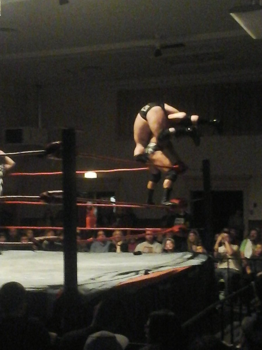 3ropeslive's tweet photo. @XciteWrestling @JoeGacy @ProjectCiampa @3ropesdotcom https://t.co/LR7jgsz2pv