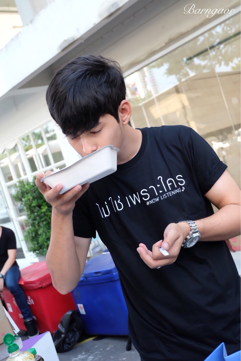 Barngaor139's tweet photo. @MariewAF12 ผลงานไข่เจียวครั้งแรก แบบแทบจะไม่ใส่อะไรเลย มีดมก่อนกินด้วย 😂😂😂 #singforfriends #ริวจิ #มาริวกิ้ว https://t.co/3Sm7N45XBN