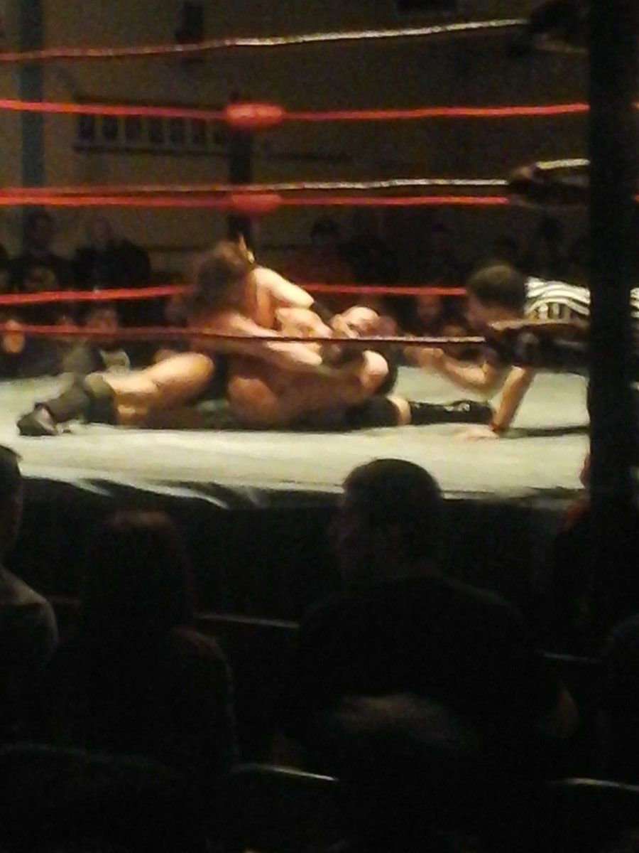 3ropeslive's tweet photo. @JoeGacy makes @ProjectCiampa tap @XciteWrestling https://t.co/Zfta6vpkPv