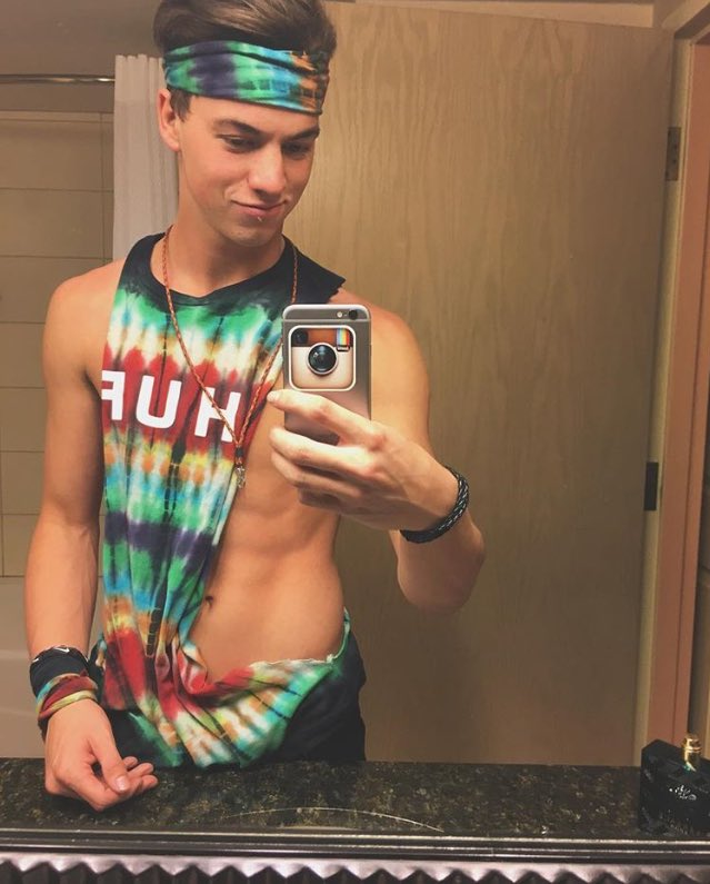 3. Taylor Caniff. 