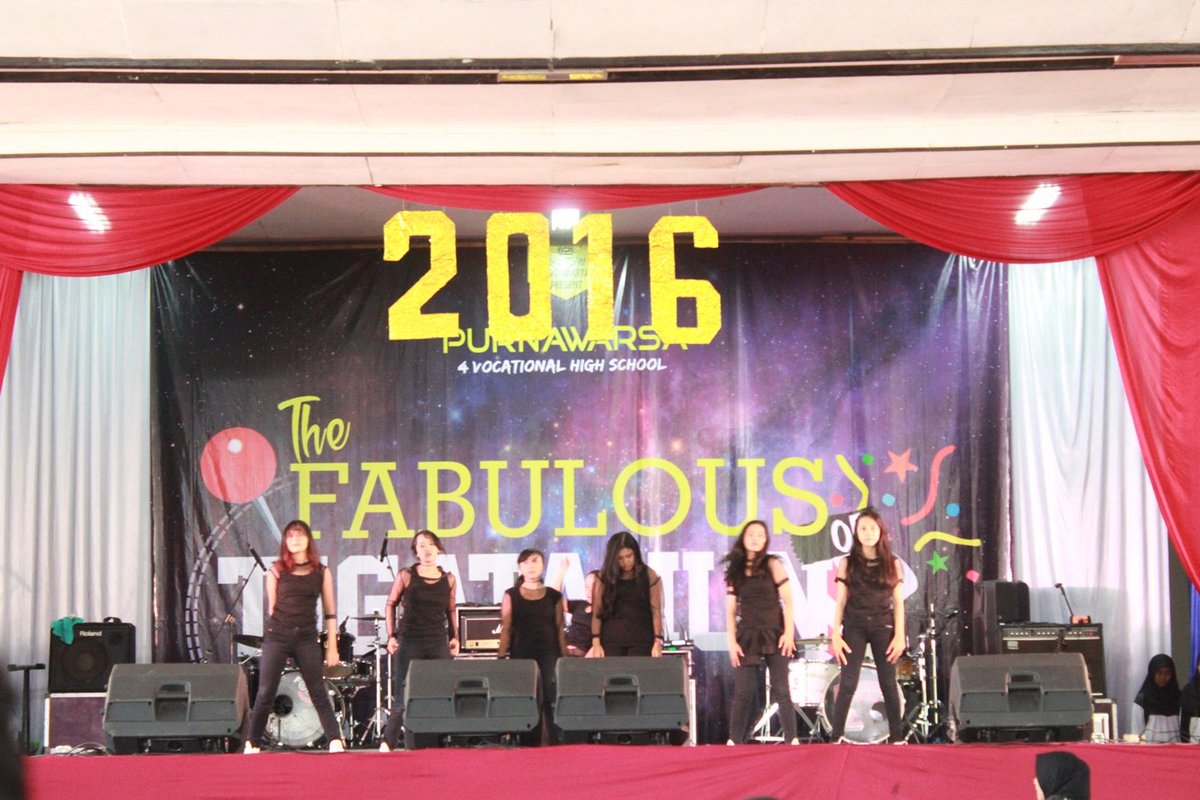 4DDC SNSD (SN4D). Pensi Tutup Tahun 2016 SMKN 4 YK