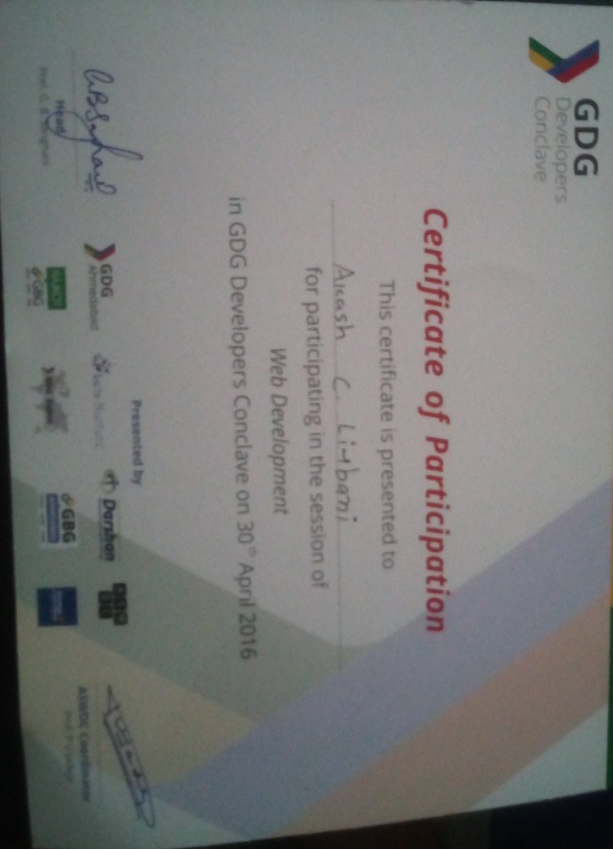 limbani_akash's tweet photo. Amazing experience in #GDGConclave @diet_rajkot and lots of new think,idea gave #gdgahemdabad https://t.co/bsdzomegIB