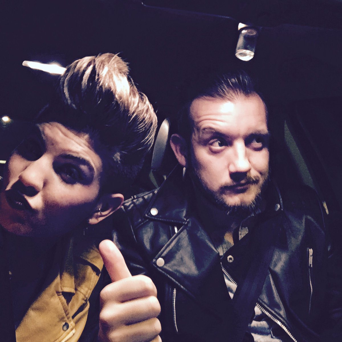 Vamosssss <a href="/DINOSAURIO_Vva/">DINOSAURIO DISCOTECA</a> !!!! La N•1, hoy; REVIENTA!!! Daleee <a href="/German_Djj/">♔ ‏Gєямαи ♔ ‏®</a>  y <a href="/Pacodino/">DJ DINOSAURIO</a>