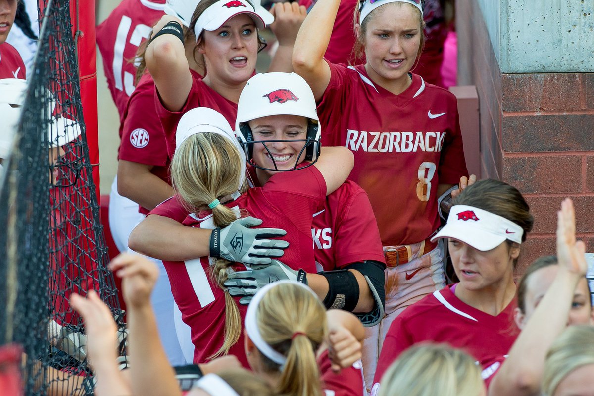 Arkansas Softball tweet media
