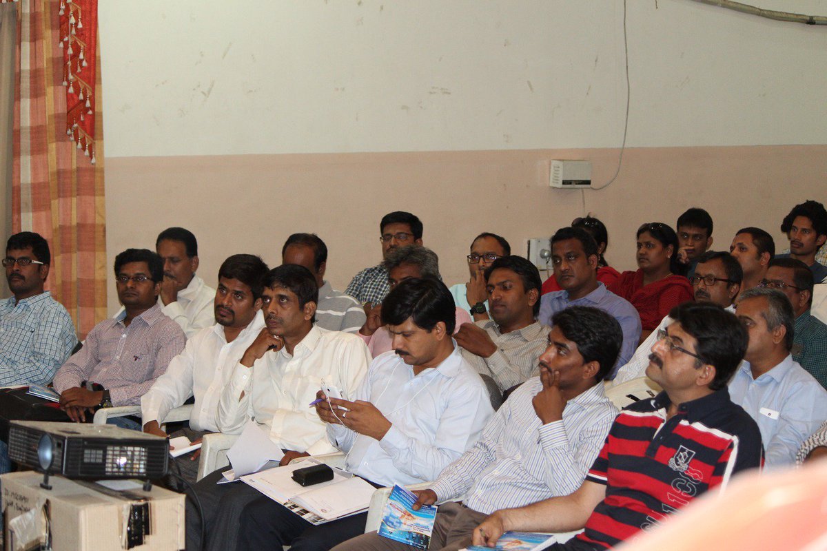 msmeworld's tweet photo. #msmeworld #entrepreneurs #networking meeting in Hyderabad https://t.co/ZiAORNcFA3