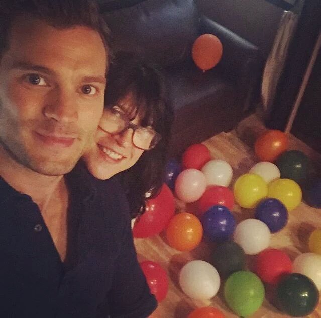 JamieParaguay's tweet photo. "#HappyBirthdayJamieDornan" - Erika 😍😍😍
Primera foto de @JamieDornan con sus 34 añitos😭💖🎉🇵🇾 https://t.co/MUDlqbxACZ