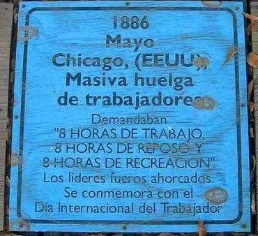 dramatictone's tweet photo. Feliz día de "las huelgas no sirven para nada y las clases sociales es algo arcaico, antiguo y superado" #1demayo https://t.co/a1ONVd7TcL