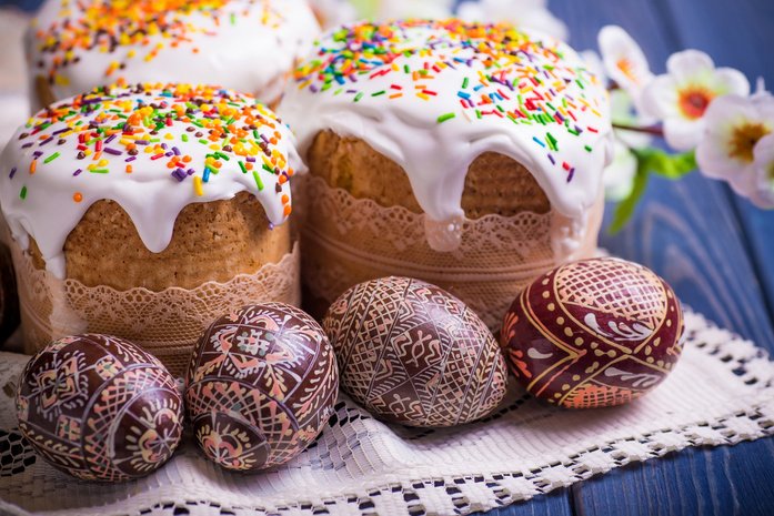 С Праздником Пасхи и 1мая
Христос воскрес! С праздником!