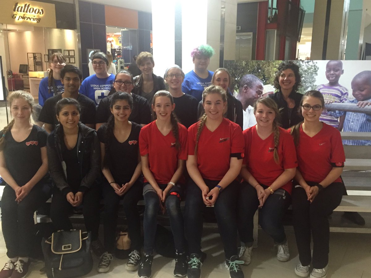 Sharidyn437's tweet photo. @stjohn_ab   On behalf of Leduc Composite High we are all looking forward to next year! #savealife2016 #lchs #2k16 https://t.co/RQFrNfDSJt