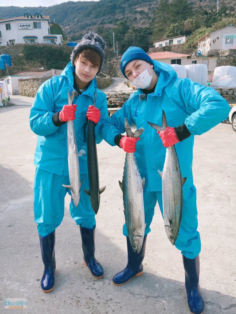 unaesthetickpop's tweet photo. Fishing with vernon and jun https://t.co/WZOMF9Rw7H