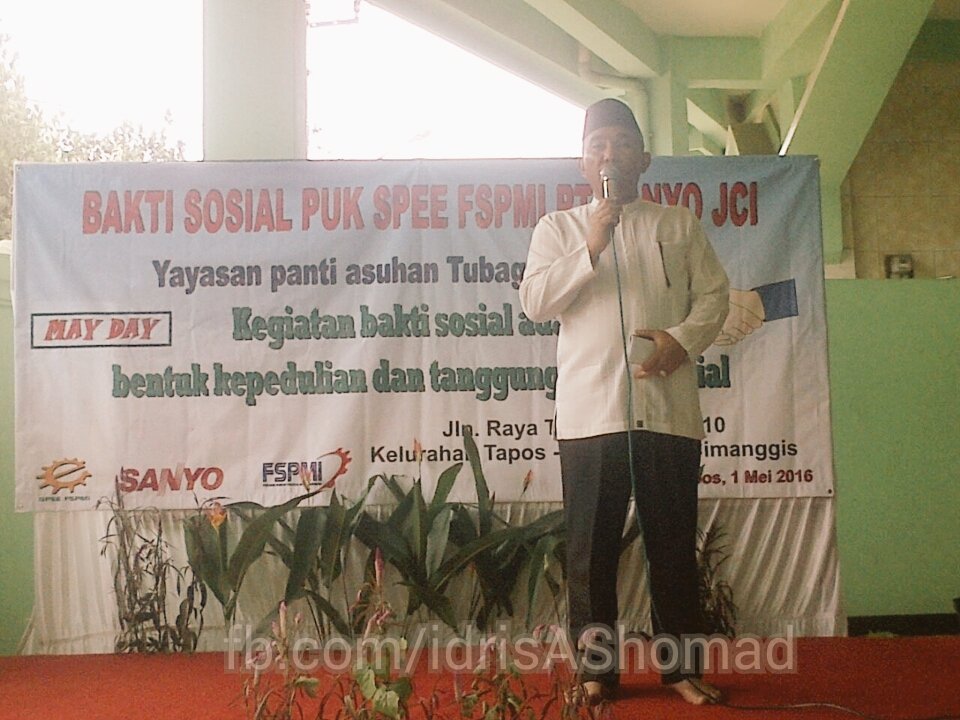 Salut kepada serikat Pekerja PT.Sanyo, peringati Mayday dengan bakti sosial. Barokalloohulakum..