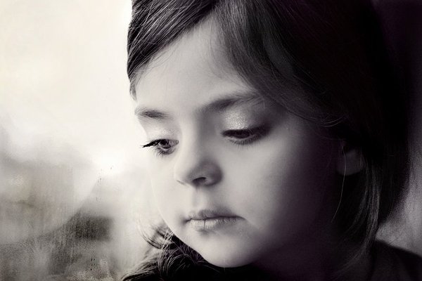 Nada_Alkhars's tweet photo. يبقى السؤال 
كيف نلتقي والفكر 
 والظن كسر اضاءة فينا https://t.co/cvAxBRI9he