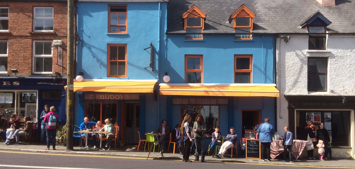 Don't miss any of the action at the jazz festival in Ballydehob today #jazzfestival <a href="/KeoghJackie/">Jackie Keogh</a>