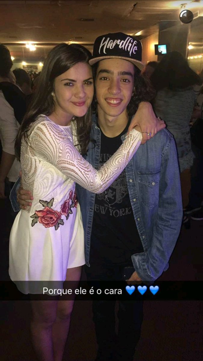 chiquititsinfo's tweet photo. Livia via Snap ( liviainhudes )
Elenco da peça ❤❤❤ https://t.co/4RR8UaF25s