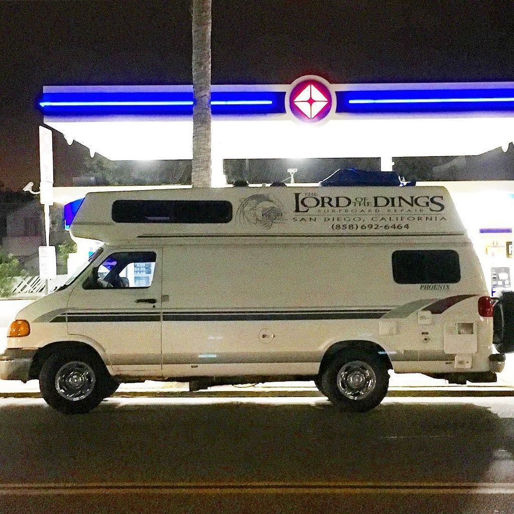 StuffLotr's tweet photo. kickiniteasy winner winner #van #vans #vanlife #surf #surfing #surfboards #surfrepair #lotr #lordoftherings  #lordo… https://t.co/NJJ6lcuucm