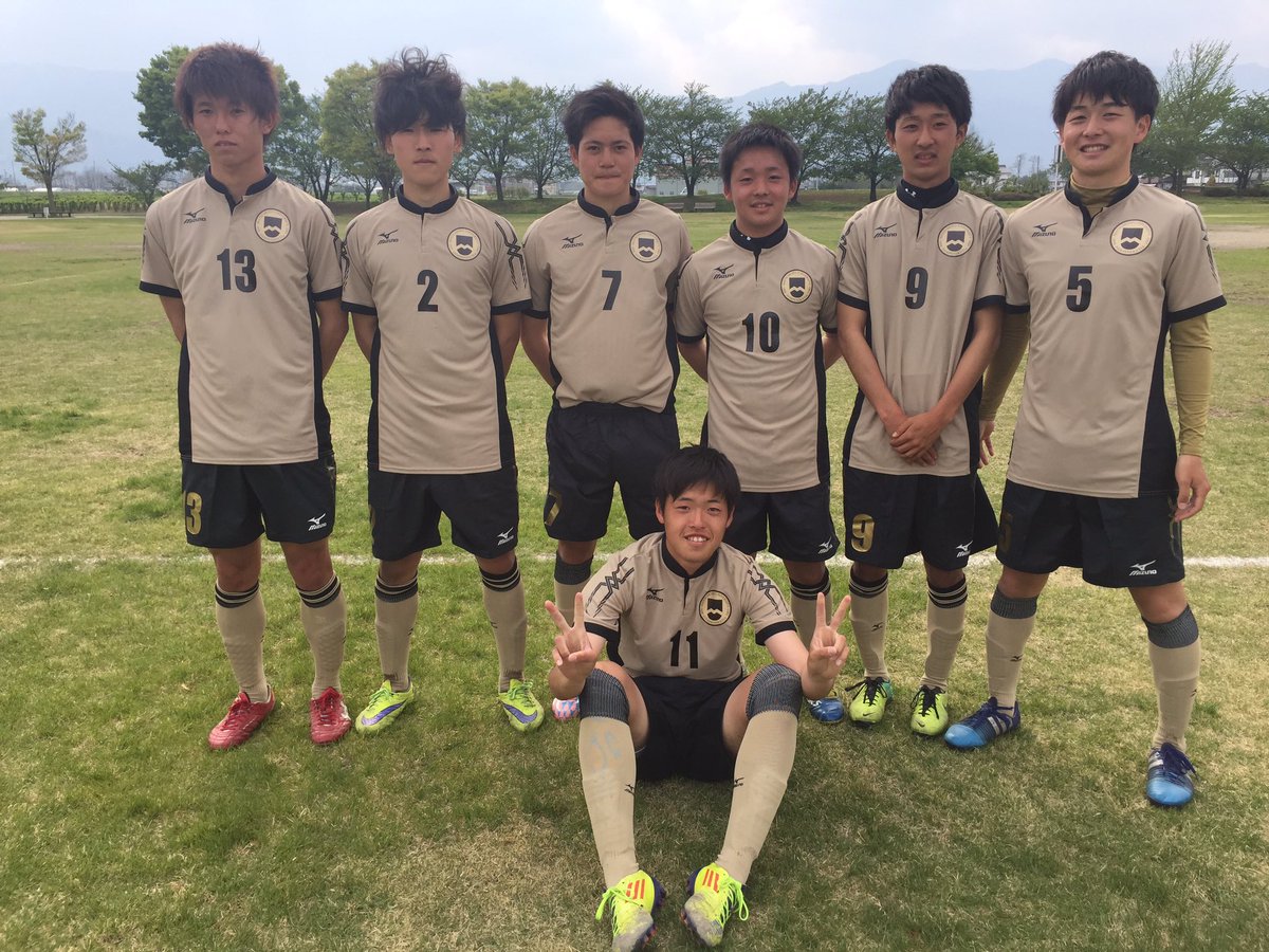 松本大学サッカー部 Twitter वर 長野県中信サッカーリーグ3部 松本大学fc Vs Fc Winner S 本日の得点者です 13 西澤 9 2 畑山 7 矢崎 3 10 青柳 3 9 松井 5 弦間 11 天野 T Co Tonxjikg6o Twitter