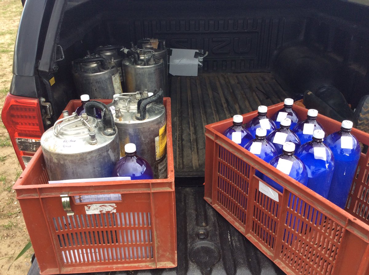 JamesMSouthgate's tweet image. @SyngentaCropsUK T1 being applied at Rougham #innovationcentre yesterday. Perfect spray day. #timeitright