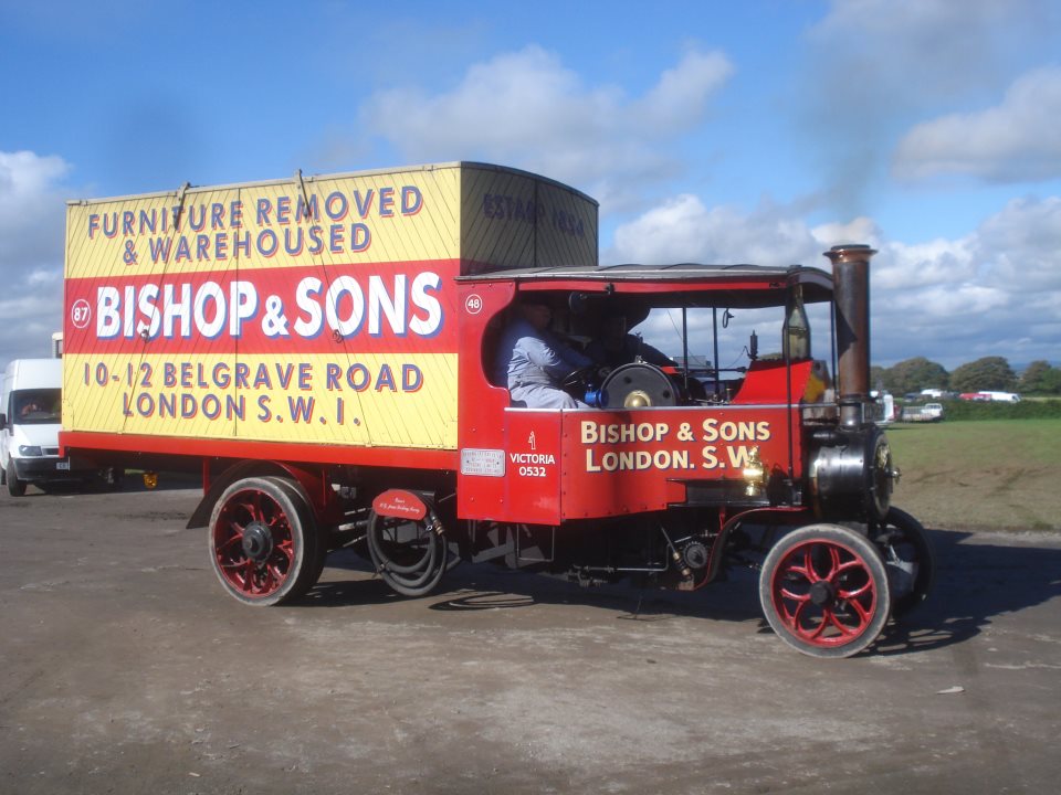 BishopsMove_'s tweet image. Have you seen this fab Foden in steam on it's way from #London to #Brighton? #hcvs #SpotTheSteamer