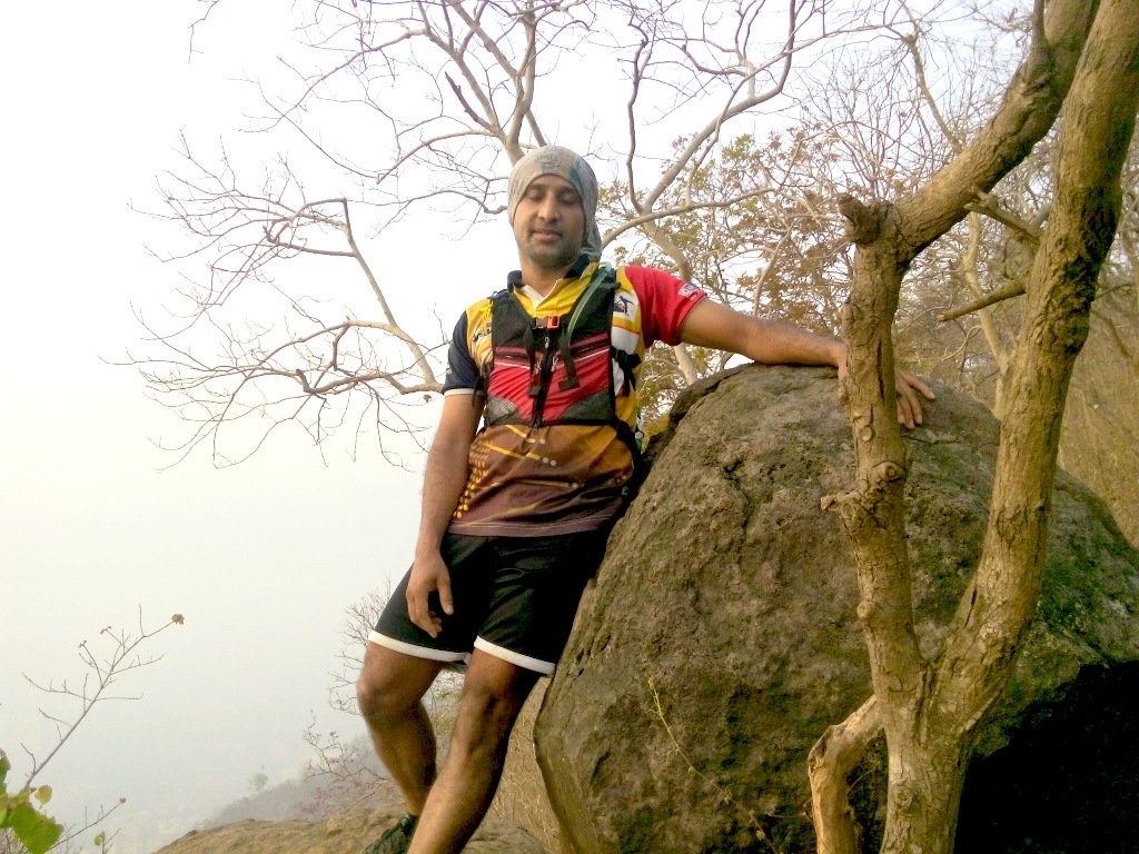 jpshetty70's tweet photo. #21CFExplore #Goingonahike #Exploringnature Hiking with my son https://t.co/d0MjHXaob4
