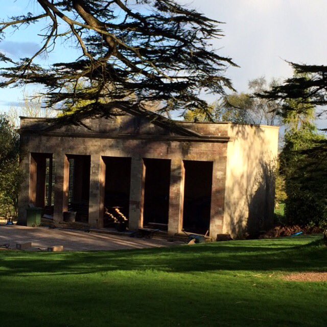 The_Pig_Hotel's tweet photo. Enjoy wood fired oven pizza from our 'derelict-chic' pavilion #OpeningJuly THE PIG-at Combe https://t.co/rFcluYEJyk https://t.co/rnW231khCL