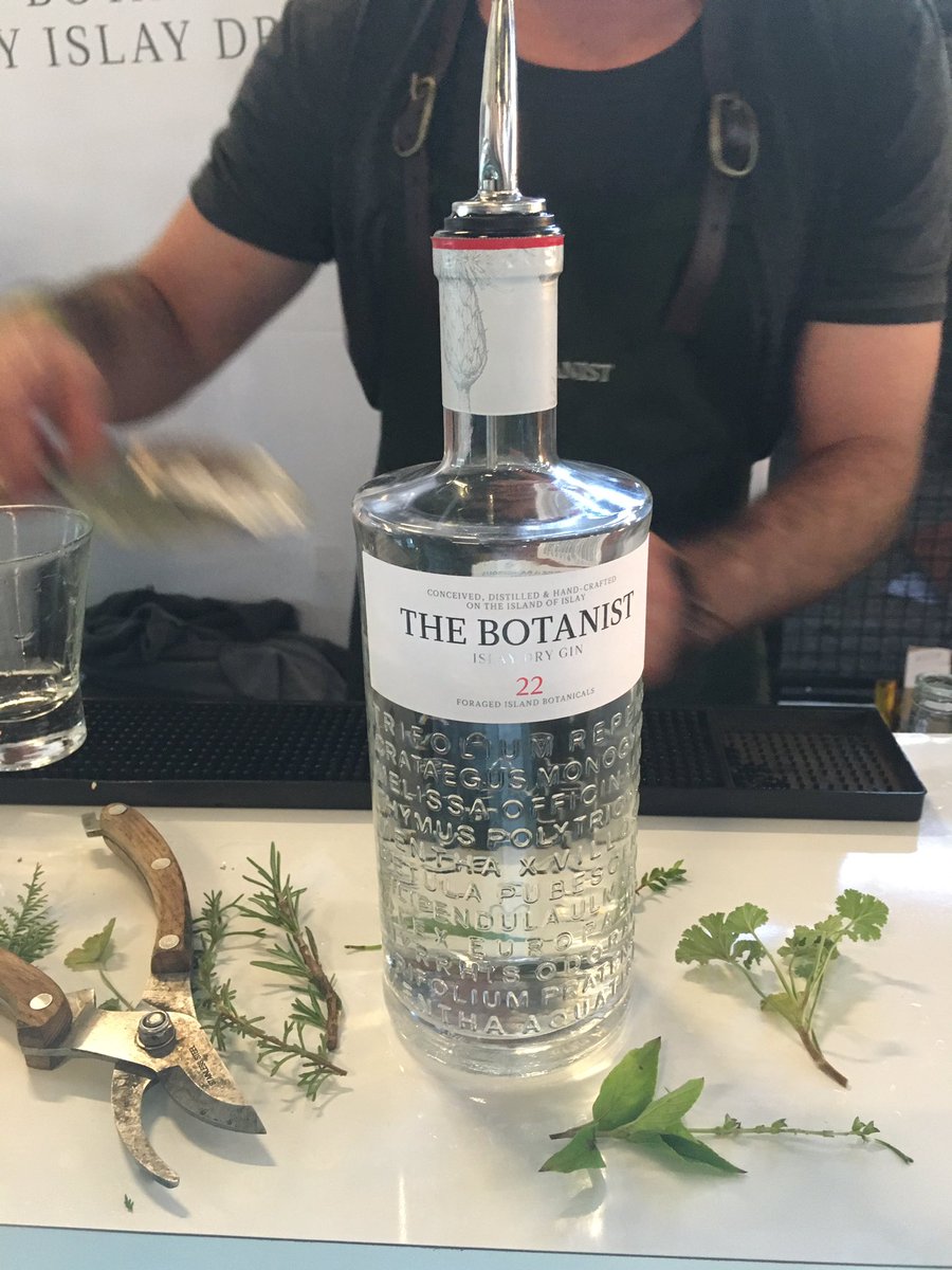HelloMagSA's tweet photo. Authentic aromatic Gin, we're hooked on @thebotanistgin #thebotanistsa #ginandtonic https://t.co/N9wfn911rR